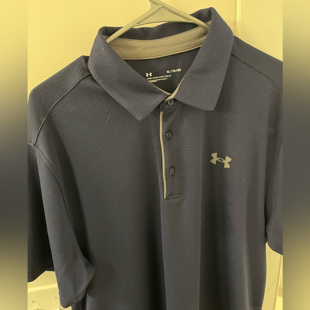 Men’s under armour polo